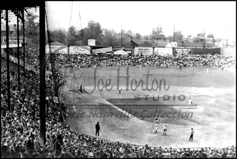 Big Crowd at Sulphur Dell