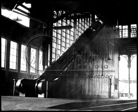 Escalator To Passenger Area at Union Station