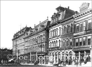 The Square